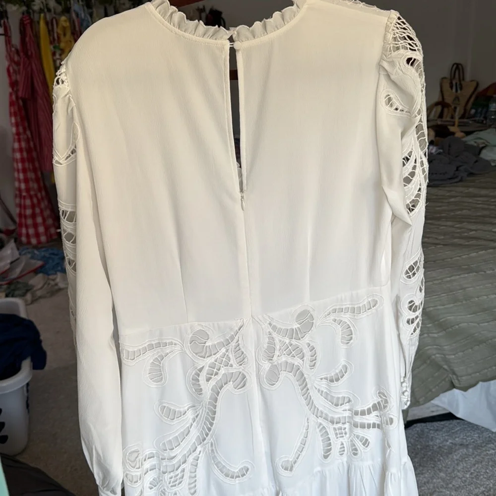 Nasty Gal White Lace Long Sleeve Wedding / Photo Dress - Picture 6 of 12